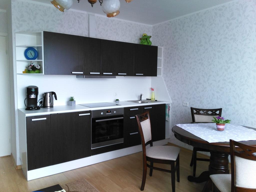 Gratarre Apartment Kuressaare Exterior foto